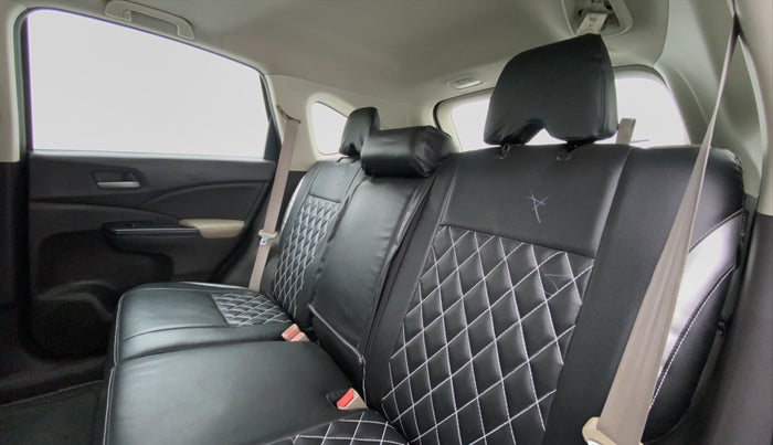 2014 Honda CRV 2.4 AT 4WD AVN, Petrol, Automatic, 1,03,683 km, Right Side Rear Door Cabin