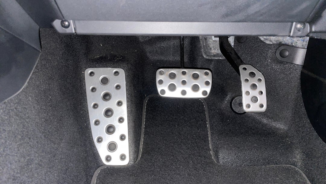 2023 Subaru Crosstrek AWD 2.0s, Automatic, 31017 km, Pedals and Footmat