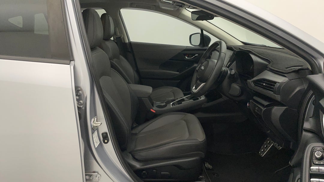 2023 Subaru Crosstrek AWD 2.0s, Automatic, 31017 km, Right Side Front Door Cabin View