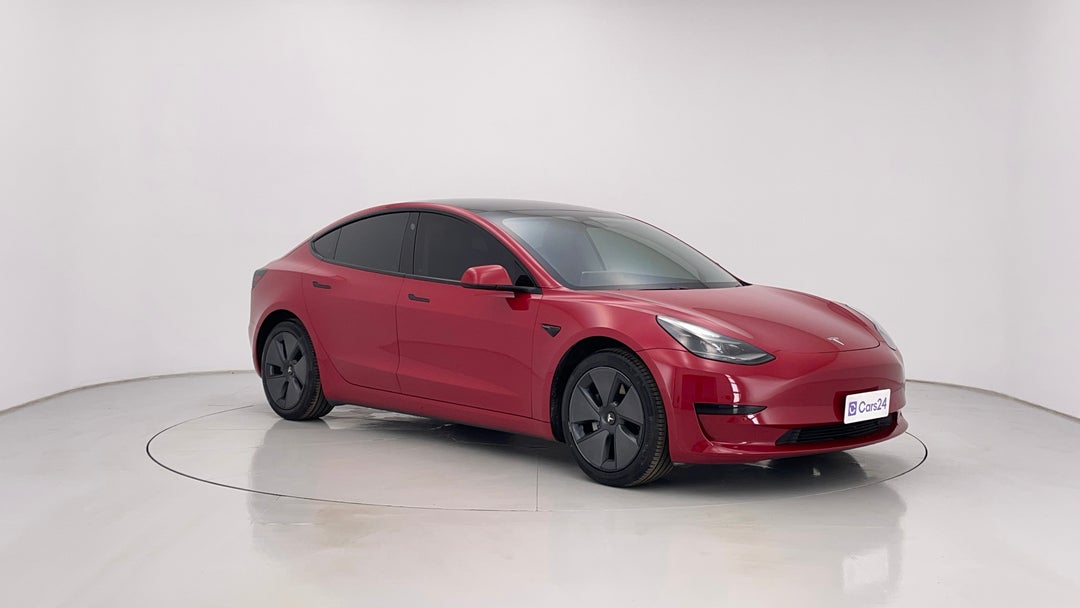 2021 Tesla Model 3 Standard Range Plus RWD, Automatic, 45634 km, Right Front Diagonal (45- Degree) View