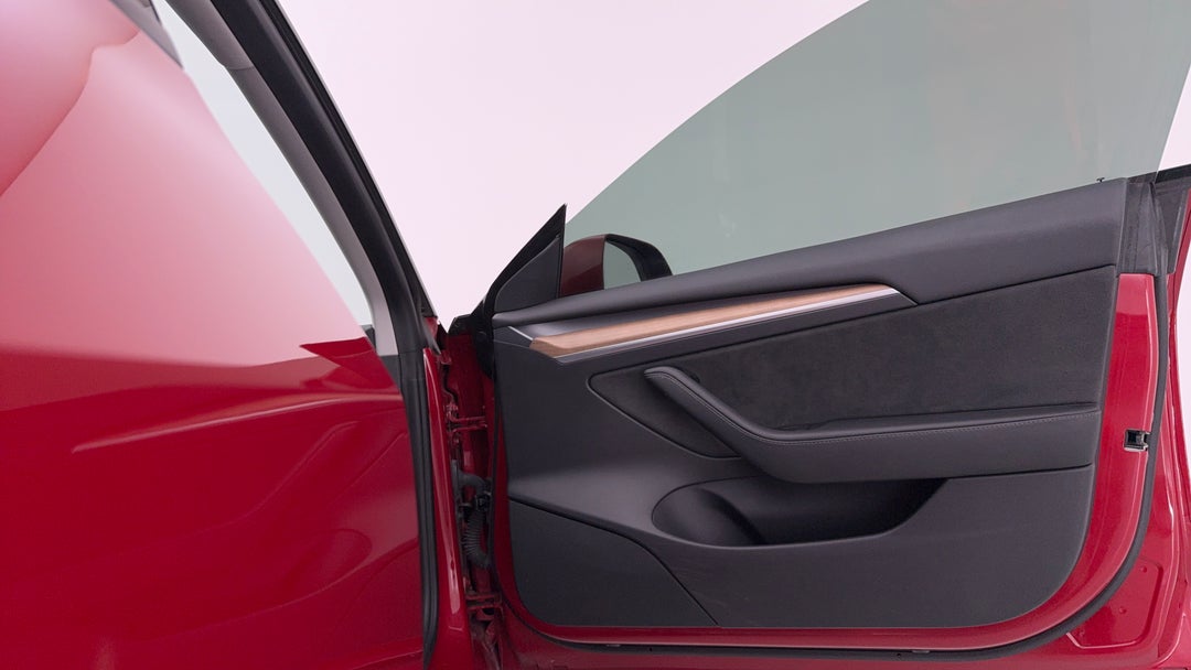 2021 Tesla Model 3 Standard Range Plus RWD, Automatic, 45634 km, Speaker View