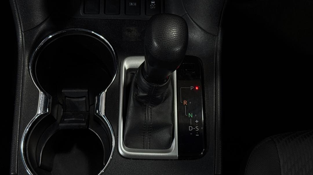 2018 Toyota Kluger Gx (4x2), Automatic, 76982 km, Gear Lever 