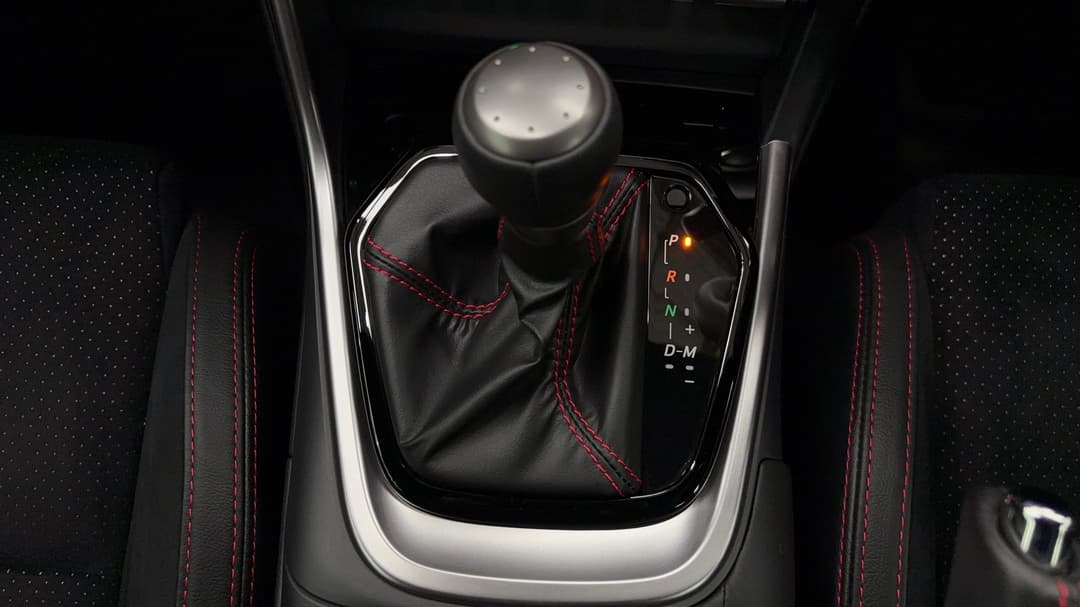 2025 Subaru Brz S, Automatic, 11951 km, Gear Lever 