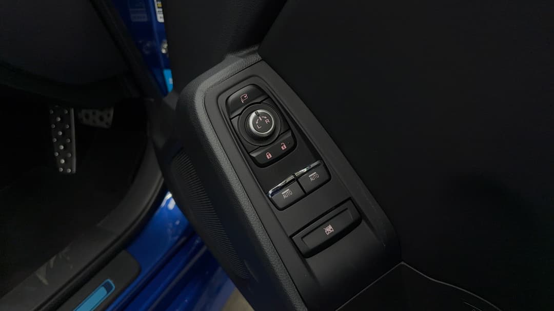 2025 Subaru Brz S, Automatic, 11951 km, Drivers Side Door Panel Controls