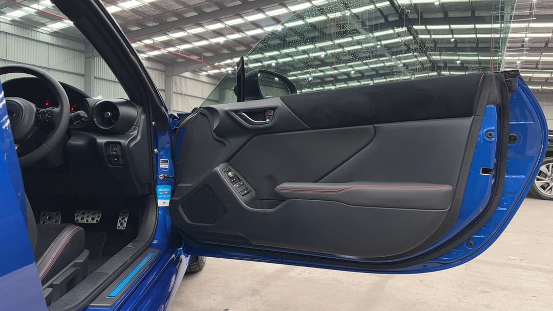 2025 Subaru Brz S, Automatic, 11951 km, Speaker View