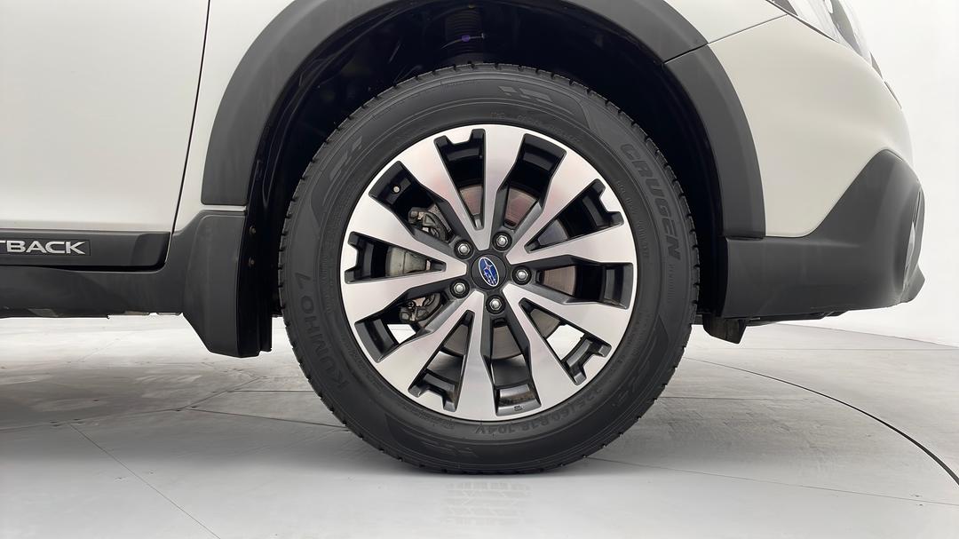 2017 Subaru Outback 2.0d Premium Awd, Automatic, 89933 km, Right Front Wheel