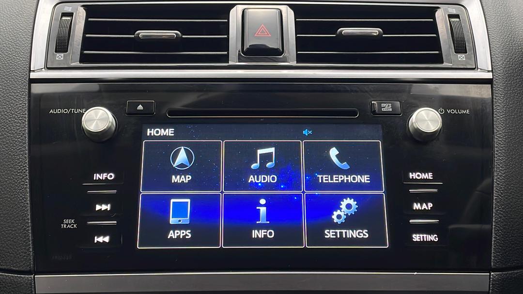 2017 Subaru Outback 2.0d Premium Awd, Automatic, 89933 km, Infotainment System