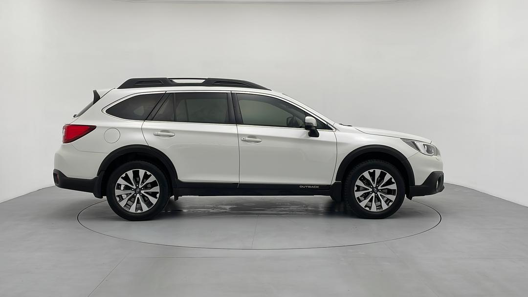 2017 Subaru Outback 2.0d Premium Awd, Automatic, 89933 km, Right Side View