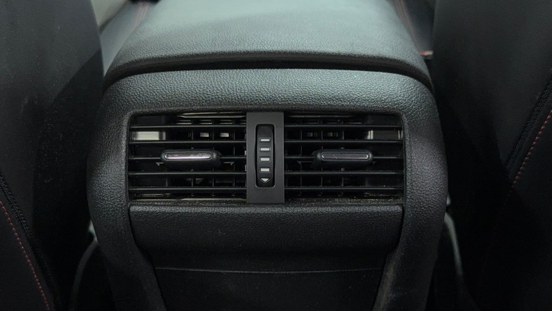 Rear A/C Vent