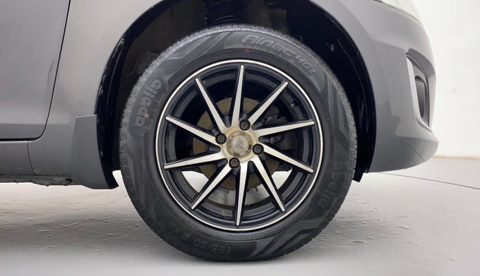 2017 Maruti Swift VXI D, Petrol, Manual, 58,704 km, Right Front Tyre