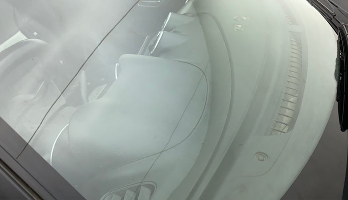2019 Maruti Swift VXI, Petrol, Manual, 30,281 km, Front windshield - Minor spot on windshield