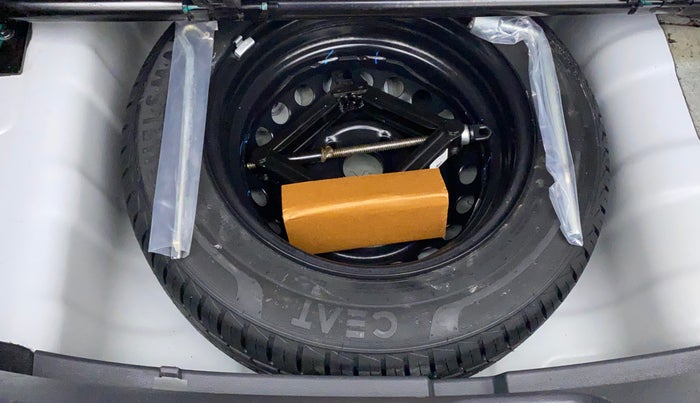 2021 Hyundai AURA S 1.2 CNG, CNG, Manual, 37,155 km, Spare Tyre