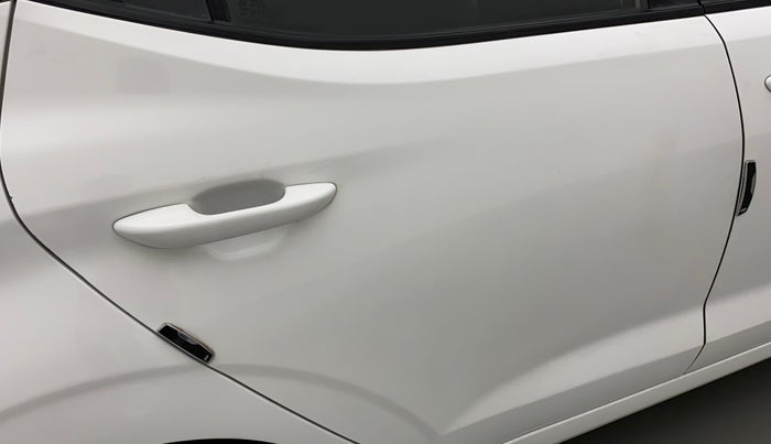 2021 Hyundai AURA S 1.2 CNG, CNG, Manual, 37,155 km, Right rear door - Minor scratches