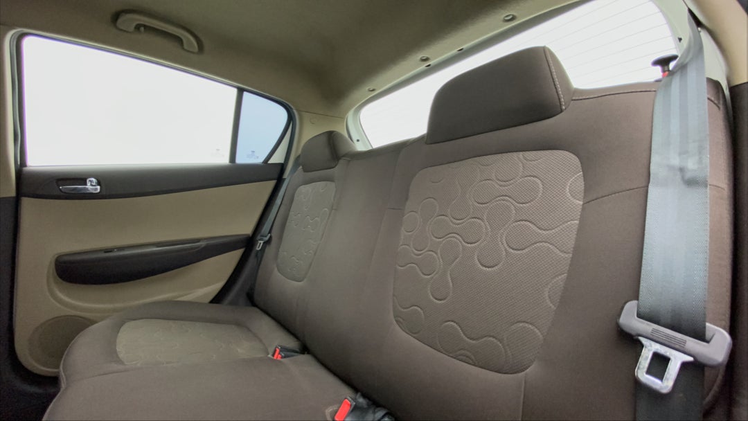 Right Side Rear Door Cabin
