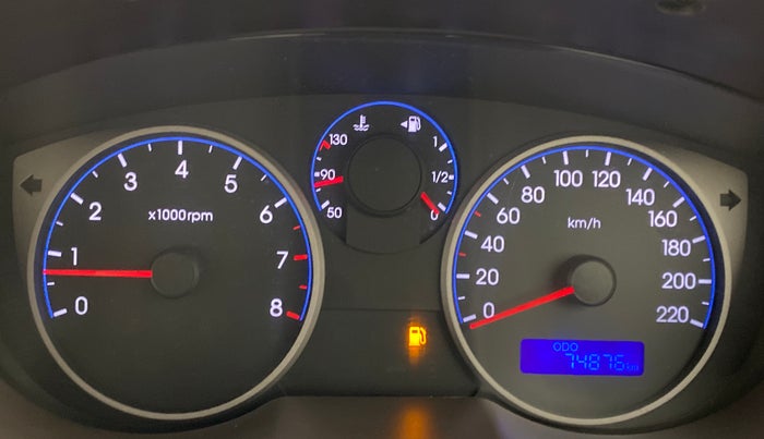 2010 Hyundai i20 MAGNA O 1.2, Petrol, Manual, 74,961 km, Odometer Image
