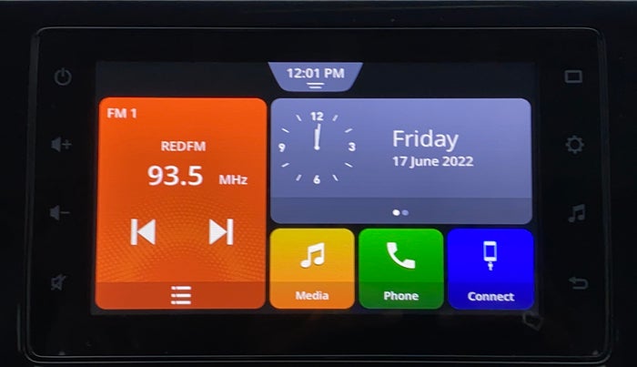 2020 Maruti XL6 ALPHA AT SHVS, Petrol, Automatic, 6,559 km, Touchscreen Infotainment System