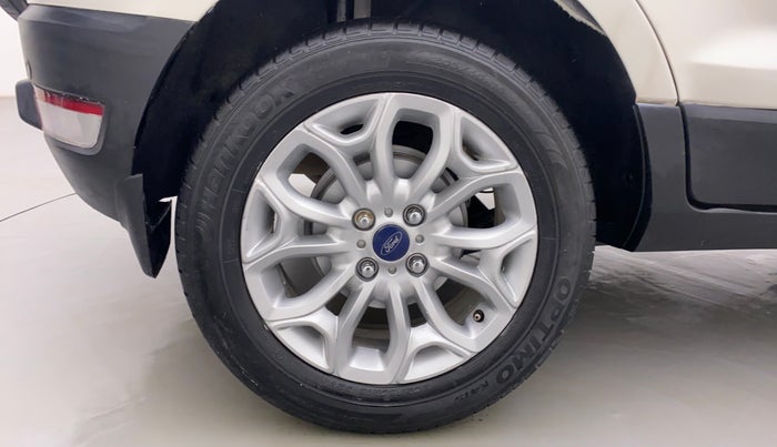 2015 Ford Ecosport 1.5TITANIUM TDCI, Diesel, Manual, 1,00,608 km, Right Rear Wheel