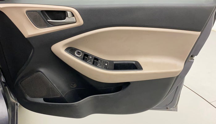 2017 Hyundai Elite i20 MAGNA EXECUTIVE 1.2, CNG, Manual, 58,991 km, Driver Side Door Panels Control