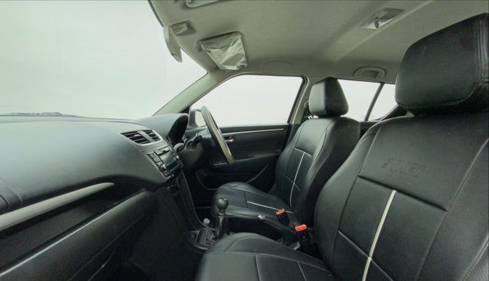 2015 Maruti Swift VXI, Petrol, Manual, 29,778 km, Right Side Front Door Cabin