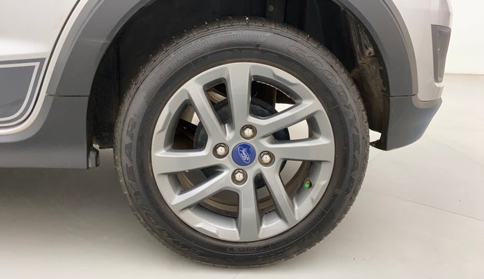 2018 Ford FREESTYLE TITANIUM 1.2 PETROL, Petrol, Manual, 31,896 km, Left Rear Wheel