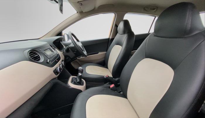 2016 Hyundai Grand i10 SPORTZ 1.2 KAPPA VTVT, Petrol, Manual, 12,591 km, Right Side Front Door Cabin