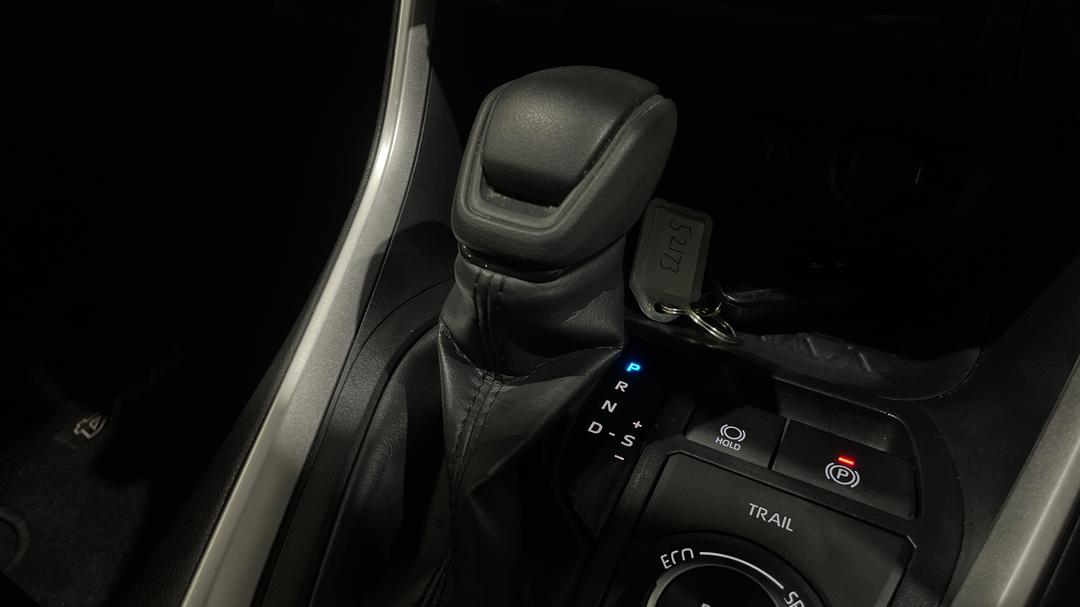 2023 Toyota RAV4 Gx (AWD) Hybrid, Automatic, 56913 km, Gear Lever 