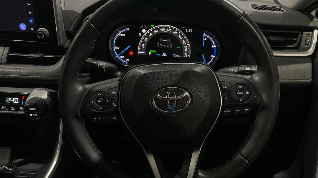 2023 Toyota RAV4 Gx (AWD) Hybrid, Automatic, 56913 km, Steering Wheel Close-up