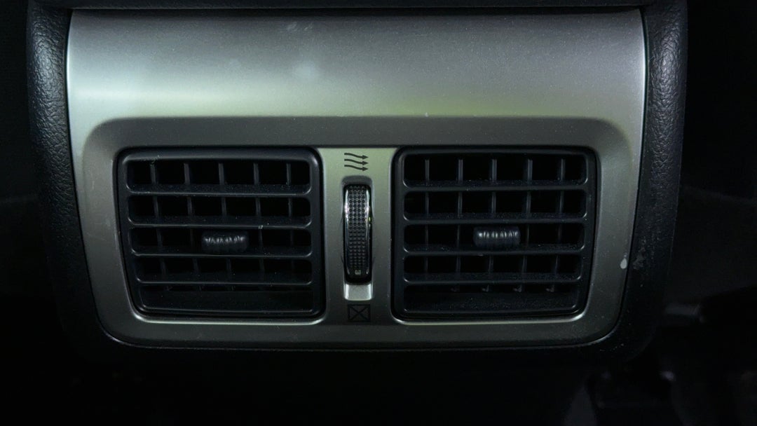 Rear A/C Vent