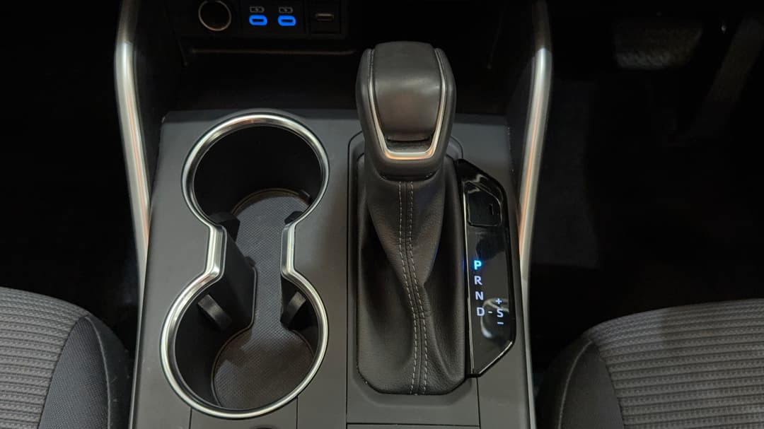 2022 Toyota Kluger Gx Hybrid AWD, Automatic, 57567 km, Gear Lever 