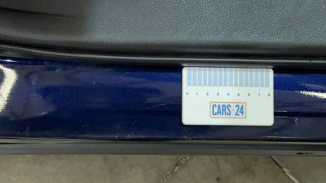2022 Toyota Kluger Gx Hybrid AWD, Automatic, 57567 km, Door Sills Front RHS Scratch