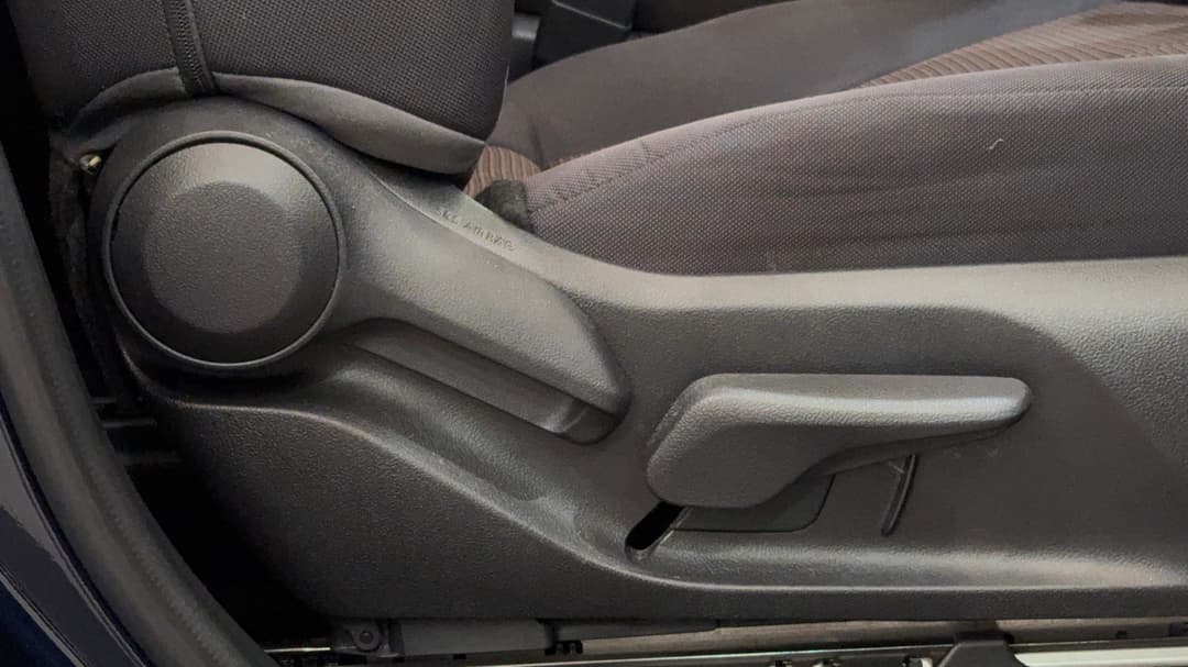 2022 Toyota Kluger Gx Hybrid AWD, Automatic, 57567 km, Drivers Side Adjustment Panel