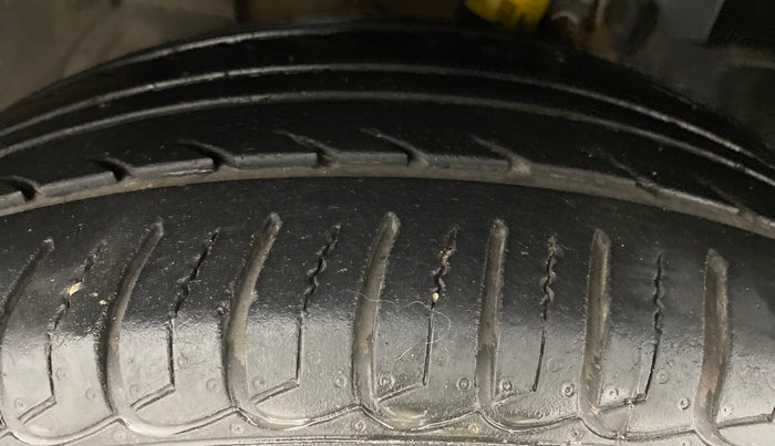 2018 Ford Ecosport 1.5 TITANIUM TI VCT, Petrol, Manual, 36,742 km, Left Front Tyre Tread