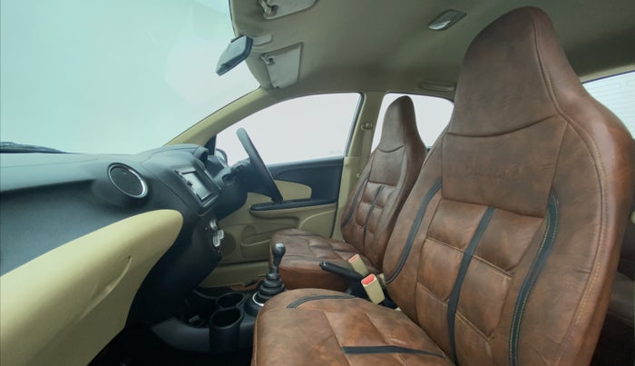 2014 Honda Brio 1.2 VX MT I VTEC, Petrol, Manual, 43,683 km, Right Side Front Door Cabin View