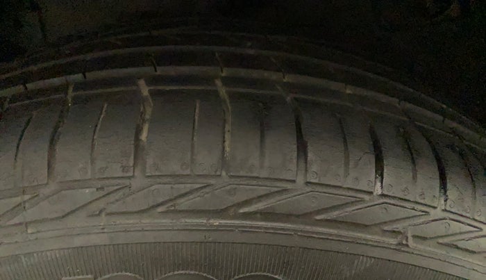 2019 Tata NEXON XZA PLUS PETROL, Petrol, Automatic, 61,806 km, Left Front Tyre Tread
