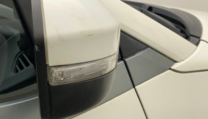 2019 Tata NEXON XZA PLUS PETROL, Petrol, Automatic, 61,806 km, Right rear-view mirror - Indicator light has minor damage