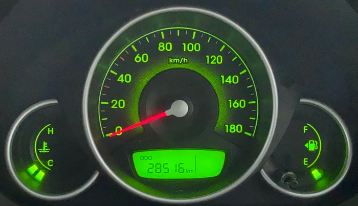 2018 Hyundai Eon MAGNA +, Petrol, Manual, 28,516 km, Odometer Image