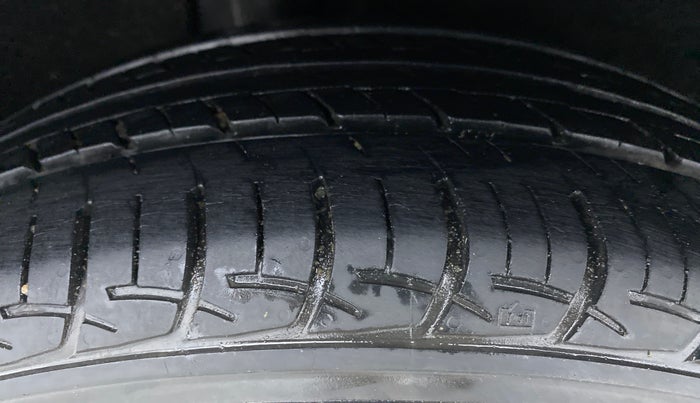 2018 Maruti Baleno DELTA 1.2 K12, Petrol, Manual, 33,271 km, Right Rear Tyre Tread