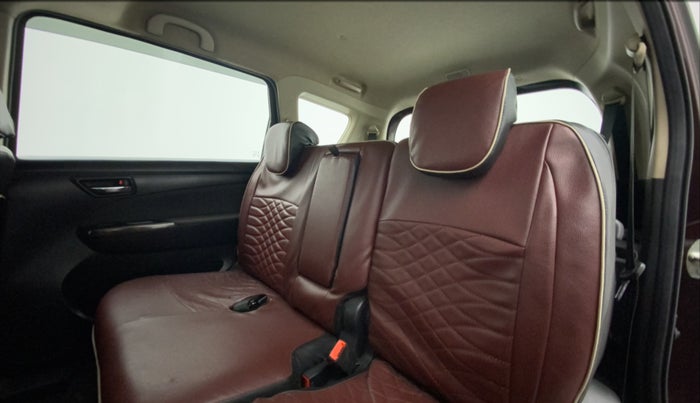 2018 Maruti Ertiga VXI LIMITED EDITION, Petrol, Manual, 74,055 km, Right Side Rear Door Cabin