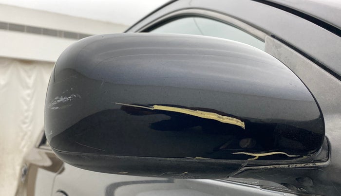 2011 Toyota Etios G, Petrol, Manual, 65,168 km, Right rear-view mirror - Minor scratches