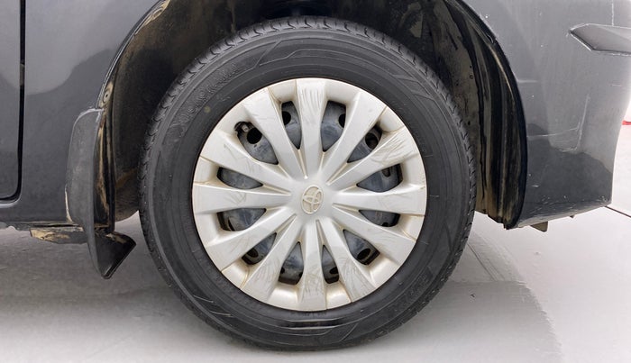 2011 Toyota Etios G, Petrol, Manual, 65,168 km, Right Front Wheel