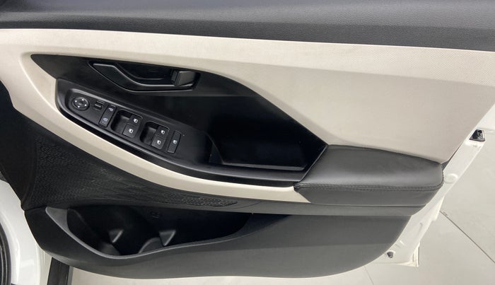 2020 Hyundai Creta E, Diesel, Manual, 21,176 km, Driver Side Door Panels Control