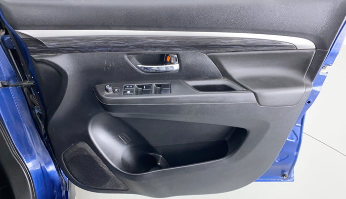 2019 Maruti XL6 ALPHA SHVS  MT, Petrol, Manual, 40,506 km, Driver Side Door Panels Control