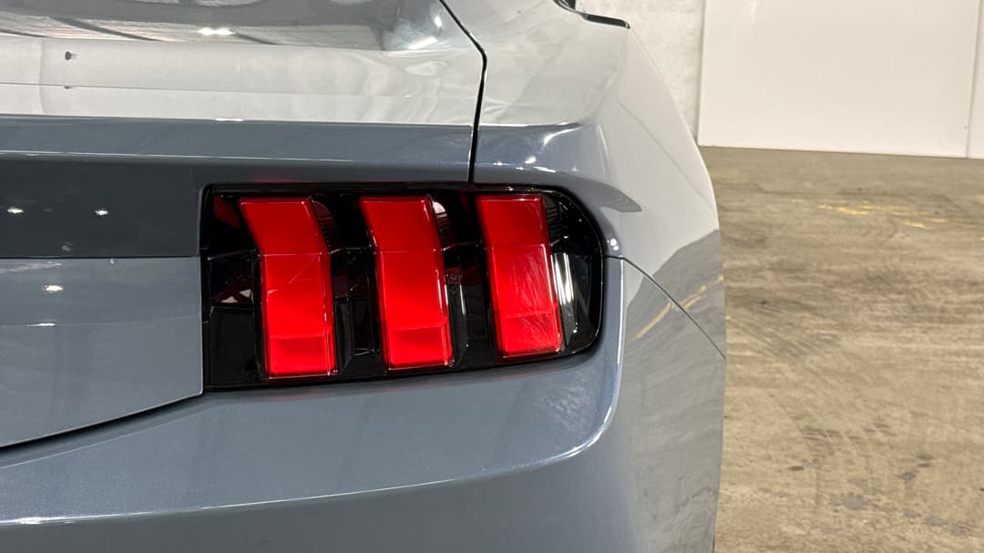 2024 Ford Mustang Gt 5.0 V8, Automatic, 7916 km, Badge (Boot Right Side)