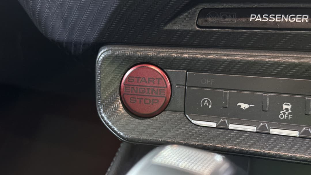 2024 Ford Mustang Gt 5.0 V8, Automatic, 7916 km, Keyless / Button Start