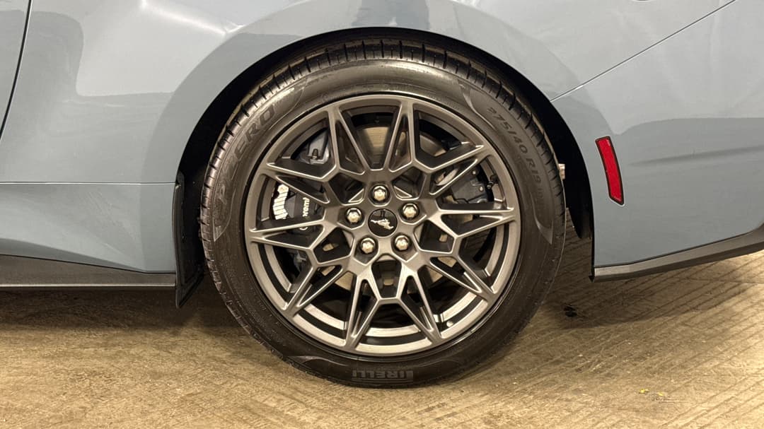 2024 Ford Mustang Gt 5.0 V8, Automatic, 7916 km, Left Rear Wheel