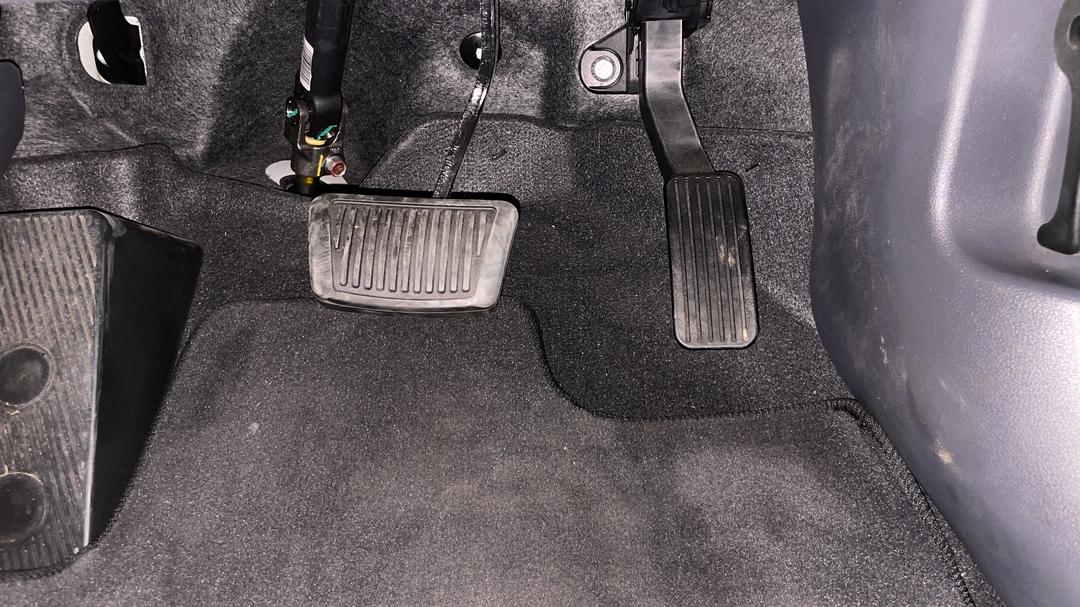 2022 Hyundai Ioniq Electric Elite, Automatic, 35895 km, Pedals and Footmat