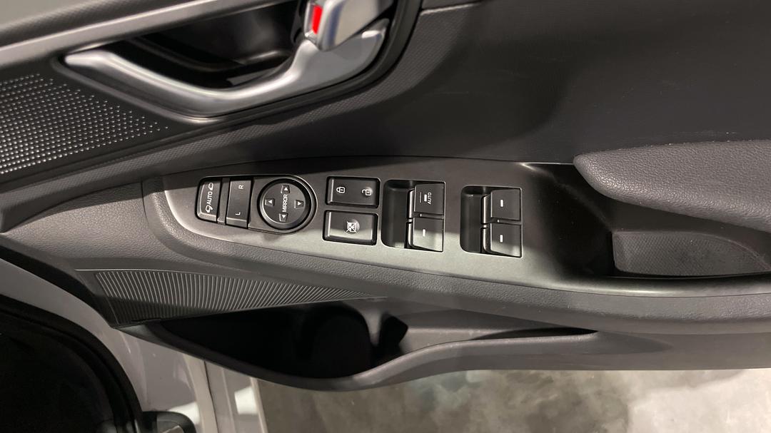 2022 Hyundai Ioniq Electric Elite, Automatic, 35895 km, Drivers Side Door Panel Controls