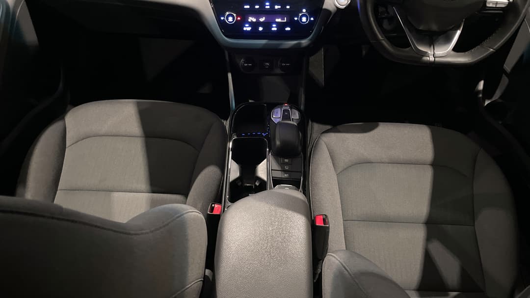 2022 Hyundai Ioniq Electric Elite, Automatic, 35895 km, Center Console
