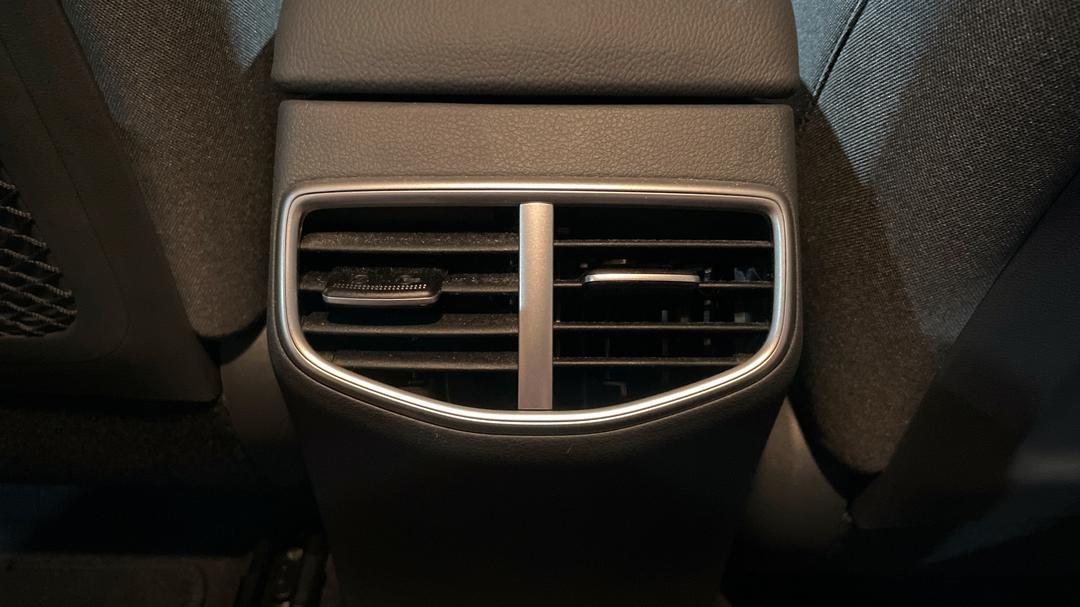 2022 Hyundai Ioniq Electric Elite, Automatic, 35895 km, Rear A/C Vent