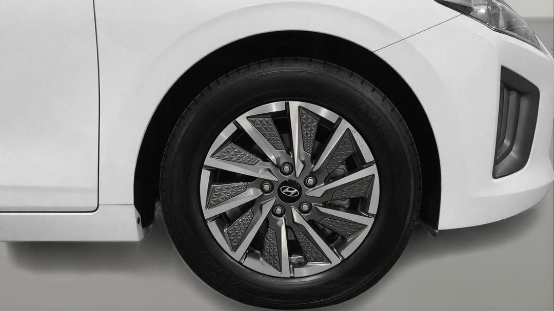 2022 Hyundai Ioniq Electric Elite, Automatic, 35895 km, Right Front Wheel